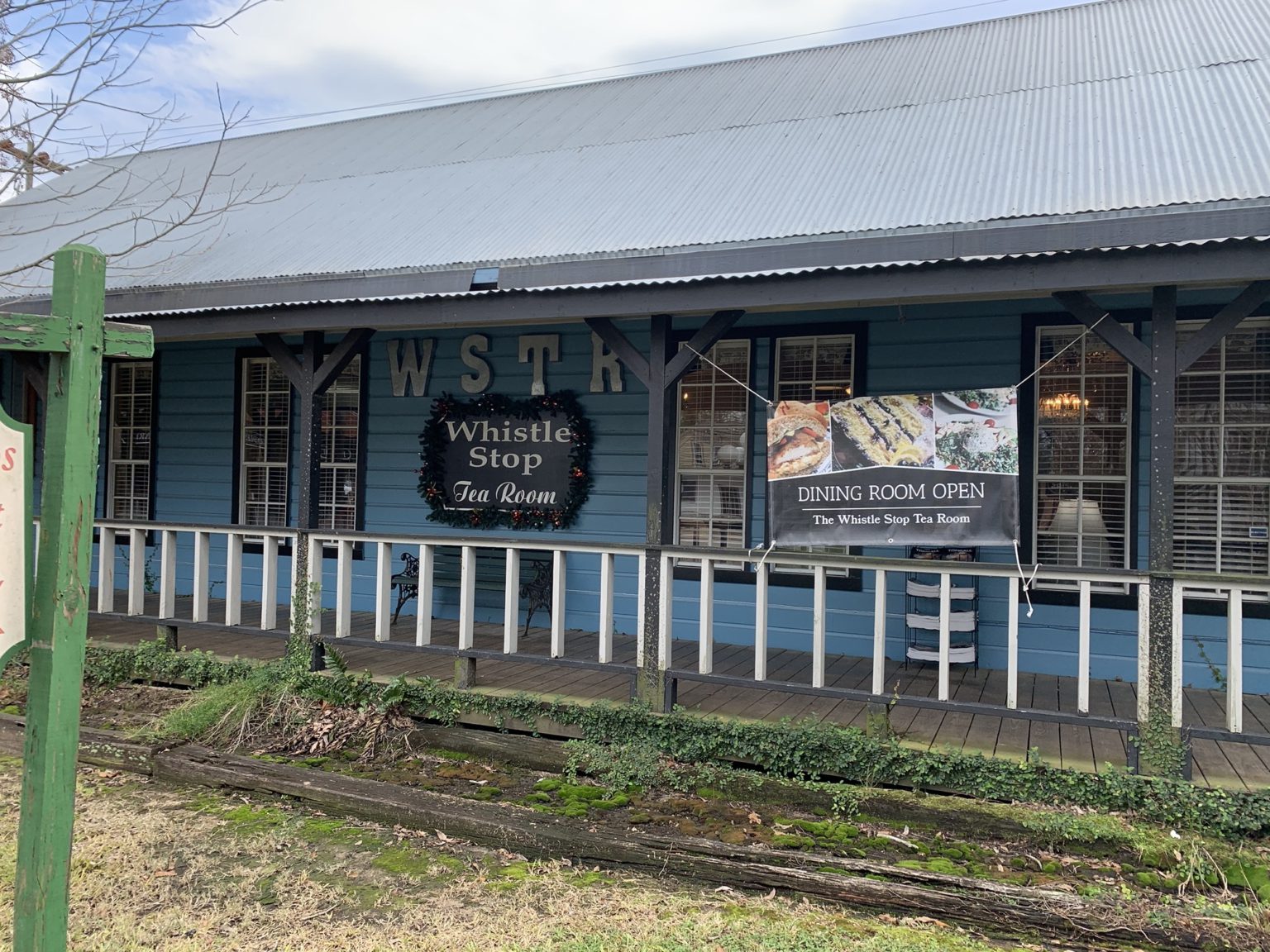 HOT SPOT OF THE WEEK The Whistle Stop Tea Room North Houston Suburbs